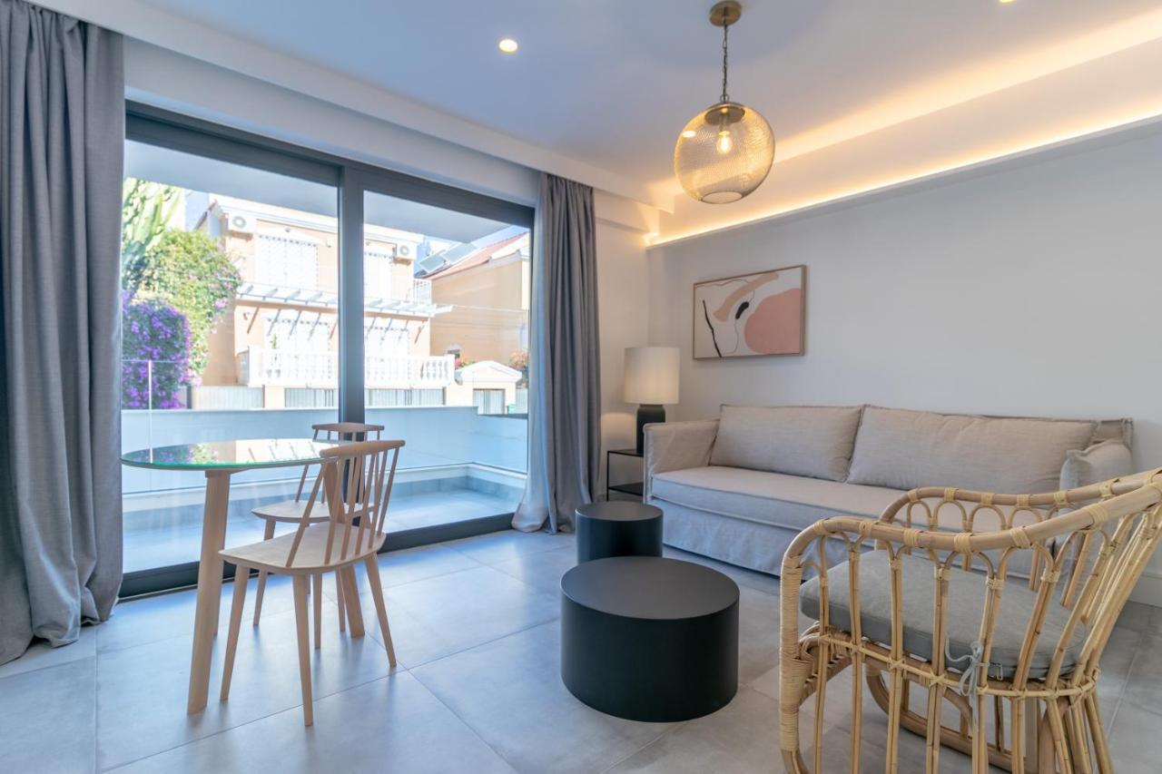 Seah! Pedregalejo Apartment Malaga Bagian luar foto