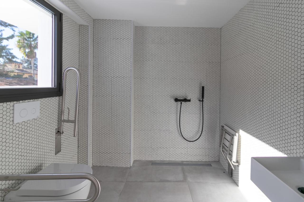 Seah! Pedregalejo Apartment Malaga Bagian luar foto