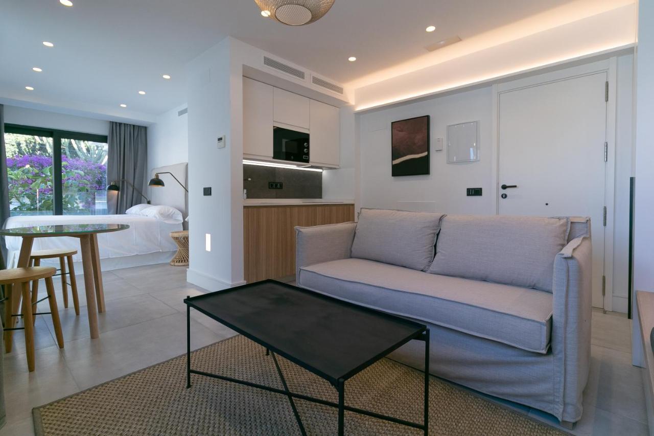Seah! Pedregalejo Apartment Malaga Bagian luar foto