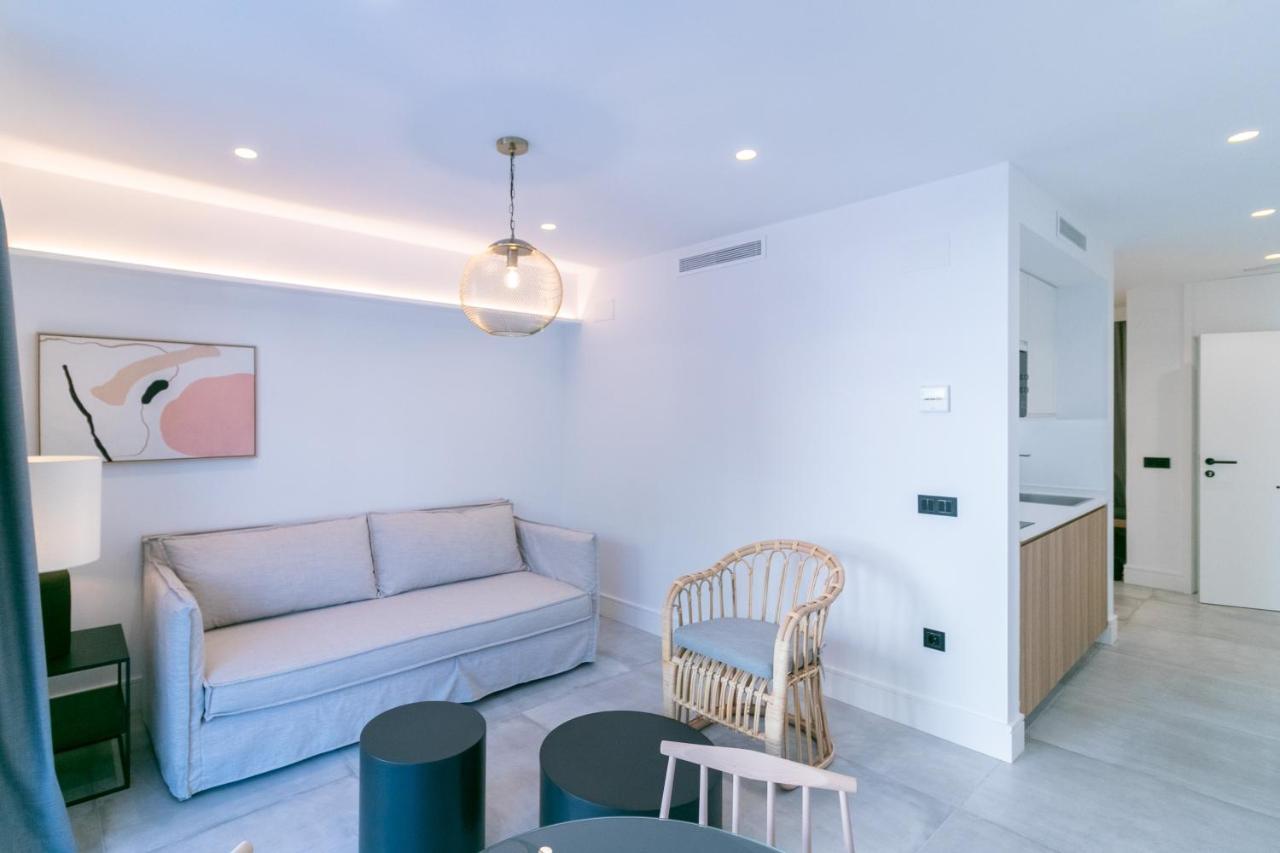 Seah! Pedregalejo Apartment Malaga Bagian luar foto