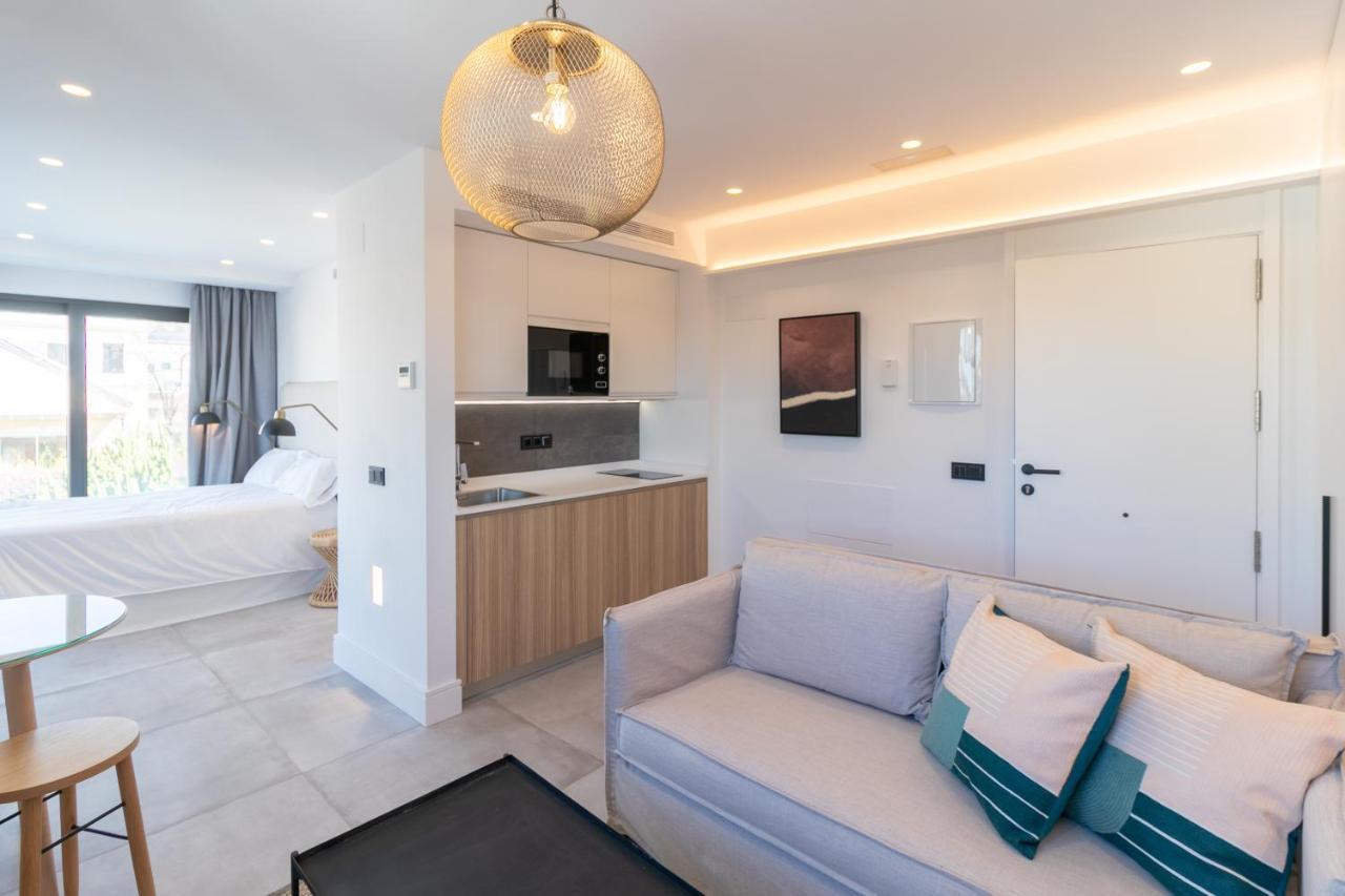Seah! Pedregalejo Apartment Malaga Bagian luar foto