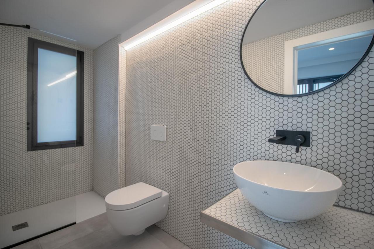 Seah! Pedregalejo Apartment Malaga Bagian luar foto