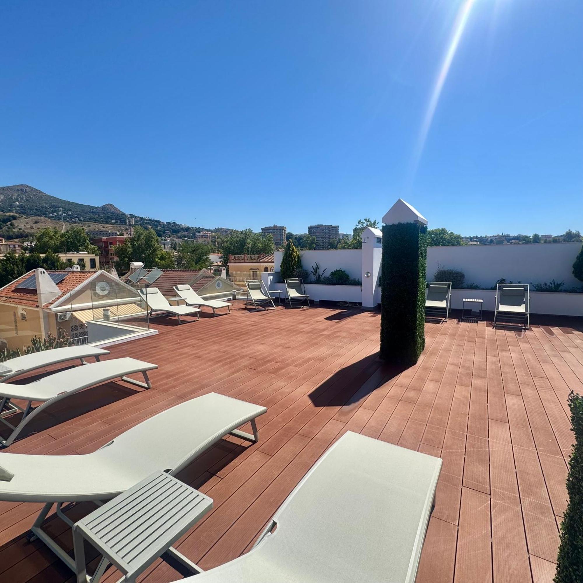 Seah! Pedregalejo Apartment Malaga Bagian luar foto