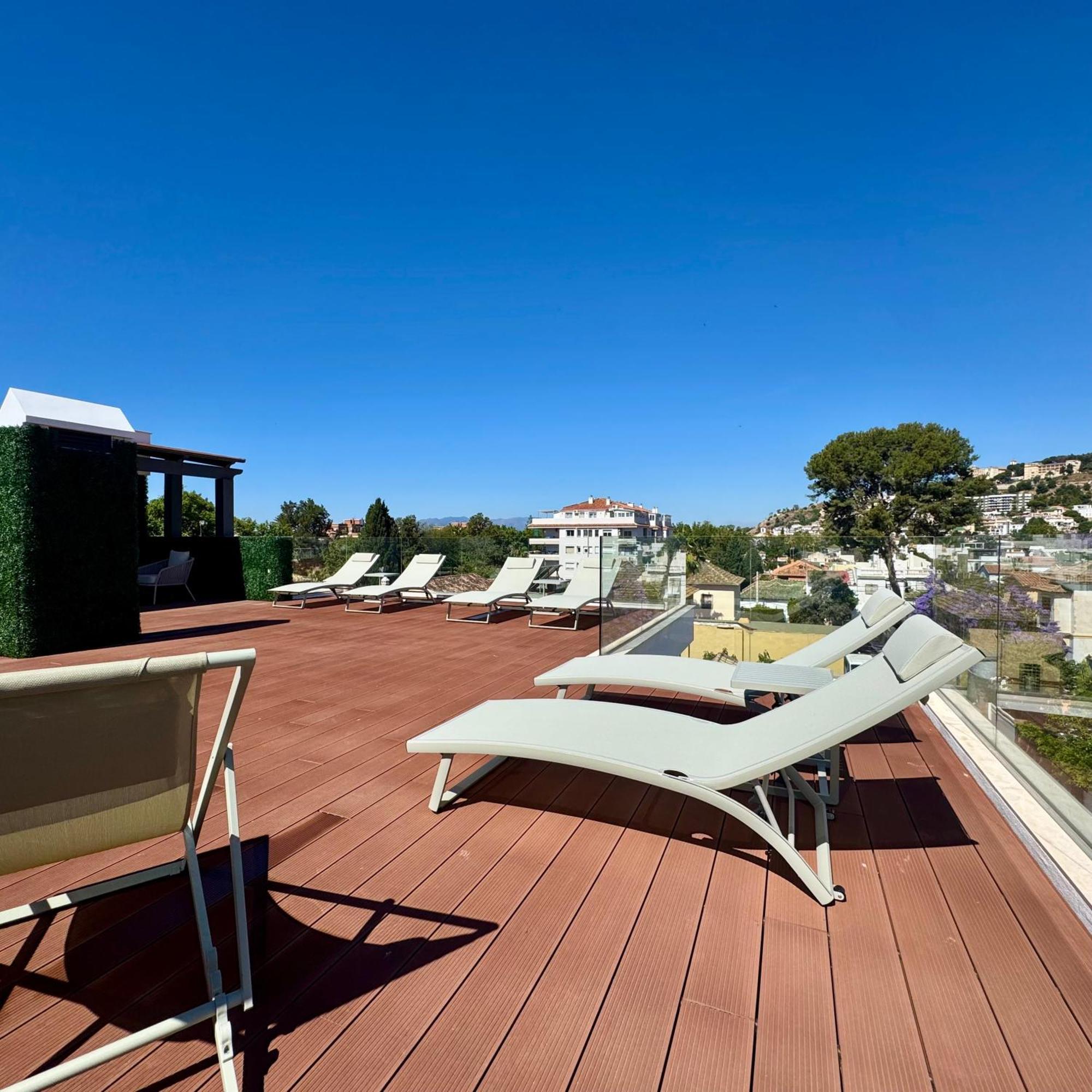 Seah! Pedregalejo Apartment Malaga Bagian luar foto